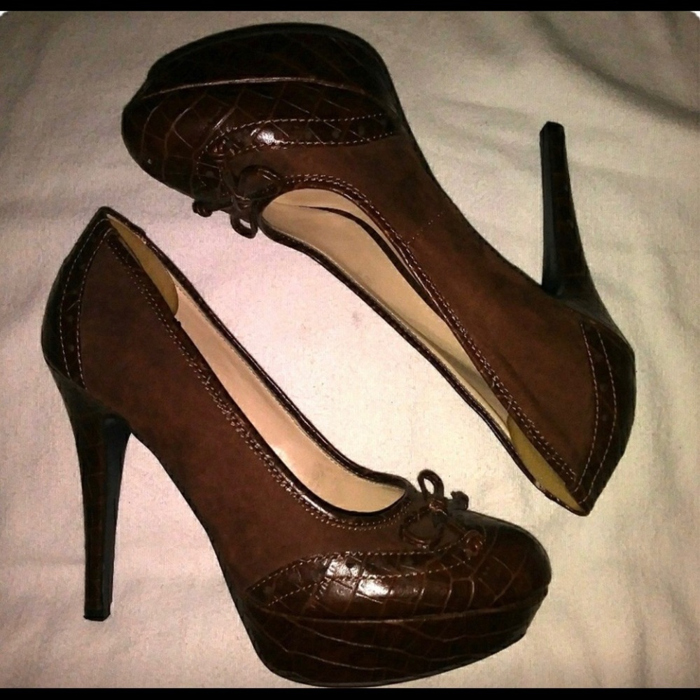 Nine West brown heels